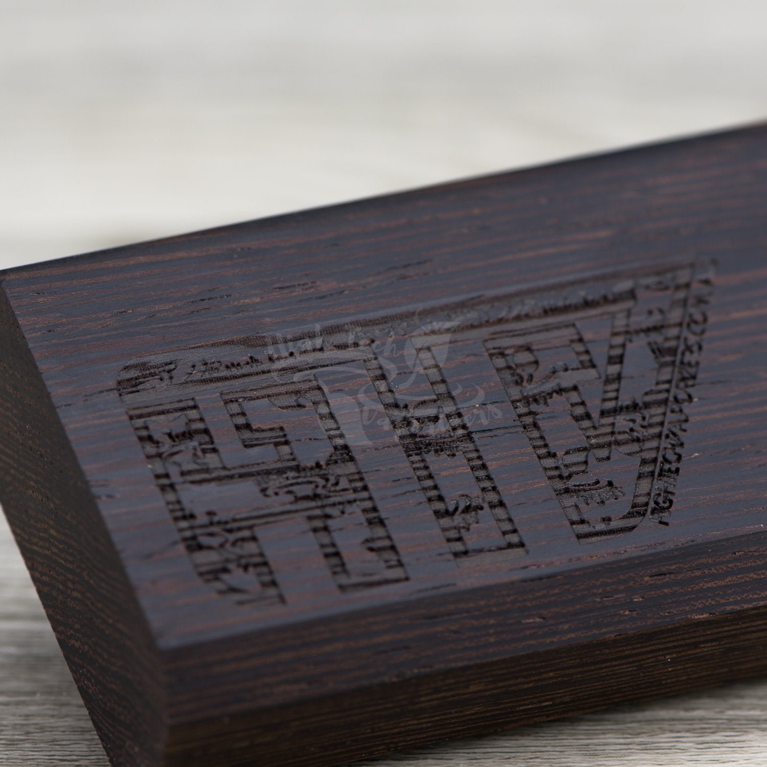 XL Wenge DynaStash